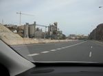 Zementwerk direkt an der Autobahn